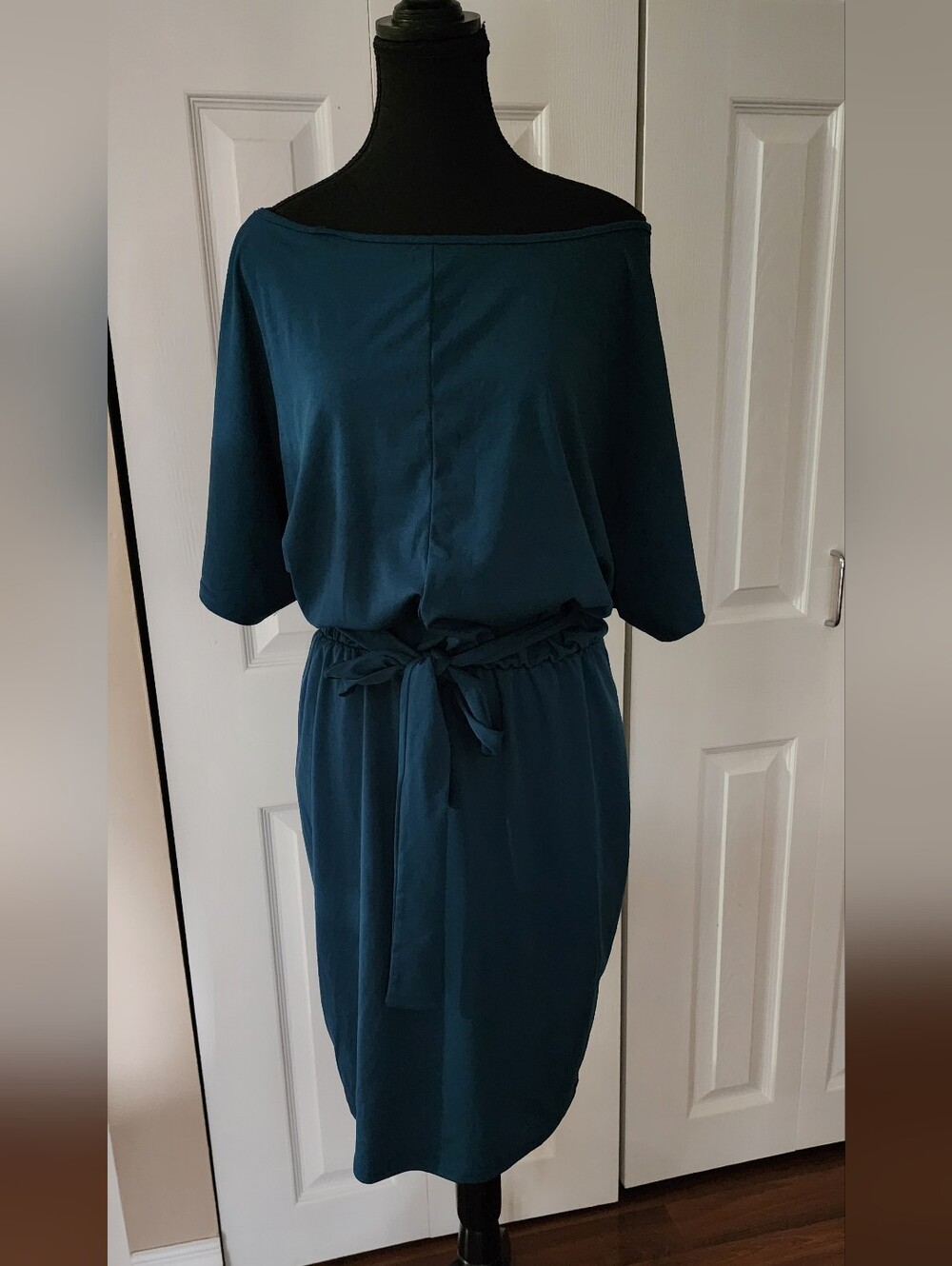 Off Shoulder Dress - Picture 2 of 6